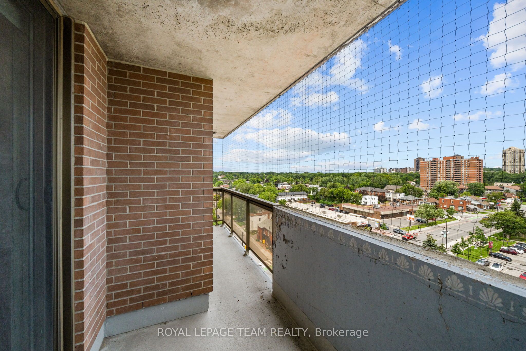 200 Lafontaine Avenue 1003 Property Photo 17