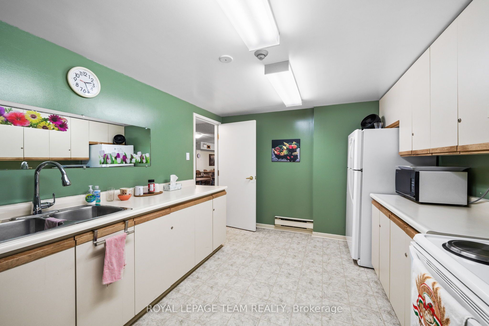 200 Lafontaine Avenue 1003 Property Photo 42