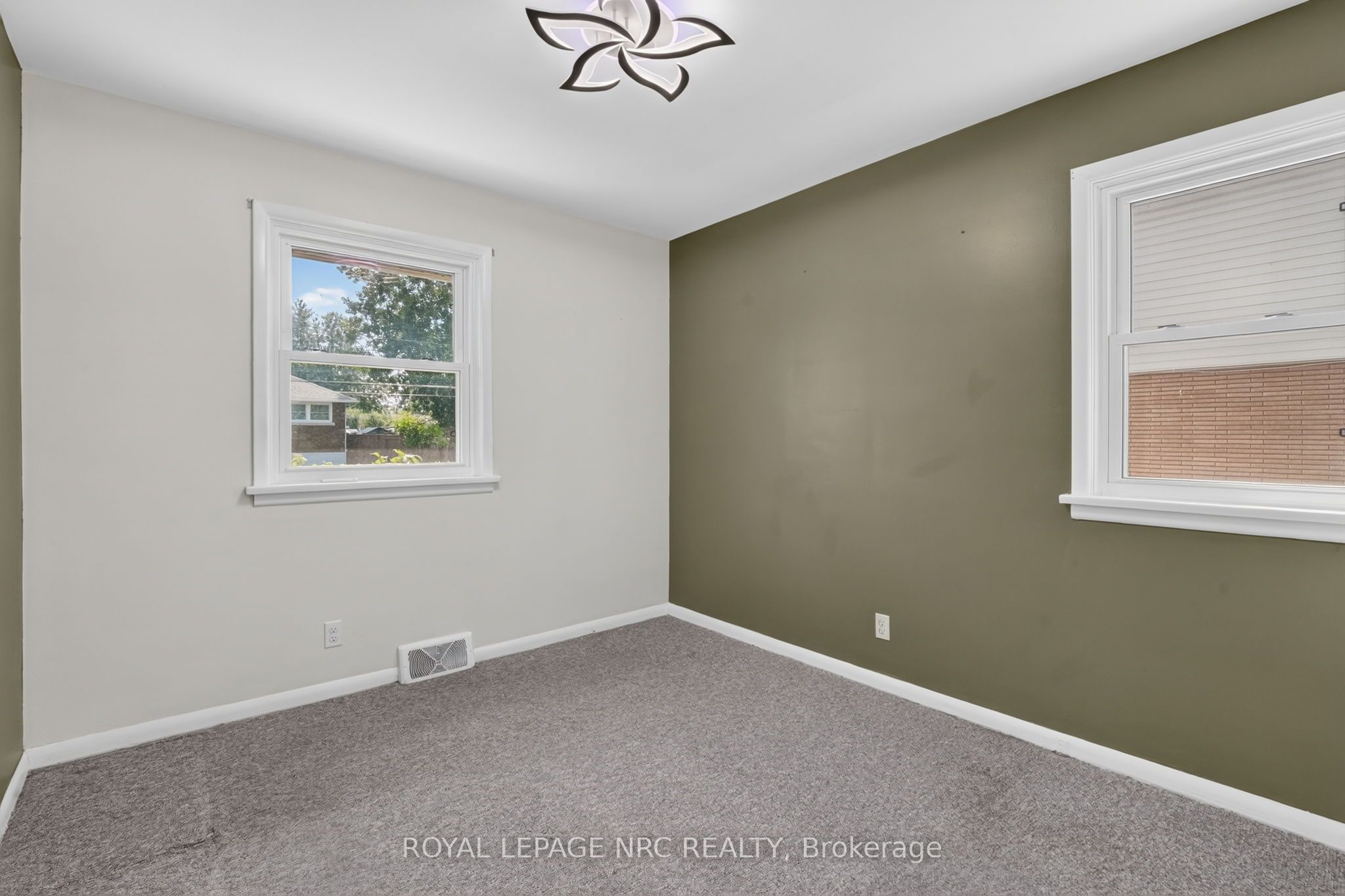 16 Ferguson Avenue Property Photo 17