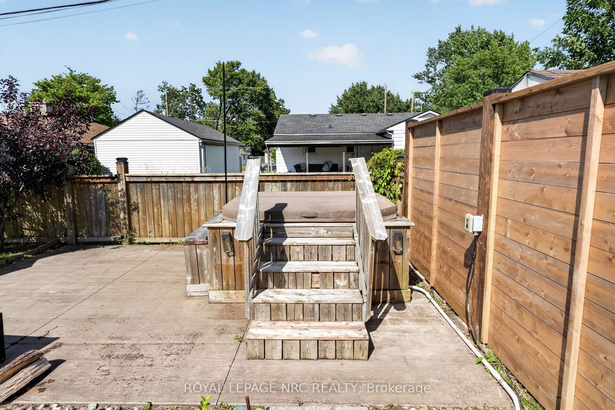 16 Ferguson Avenue Property Photo 34
