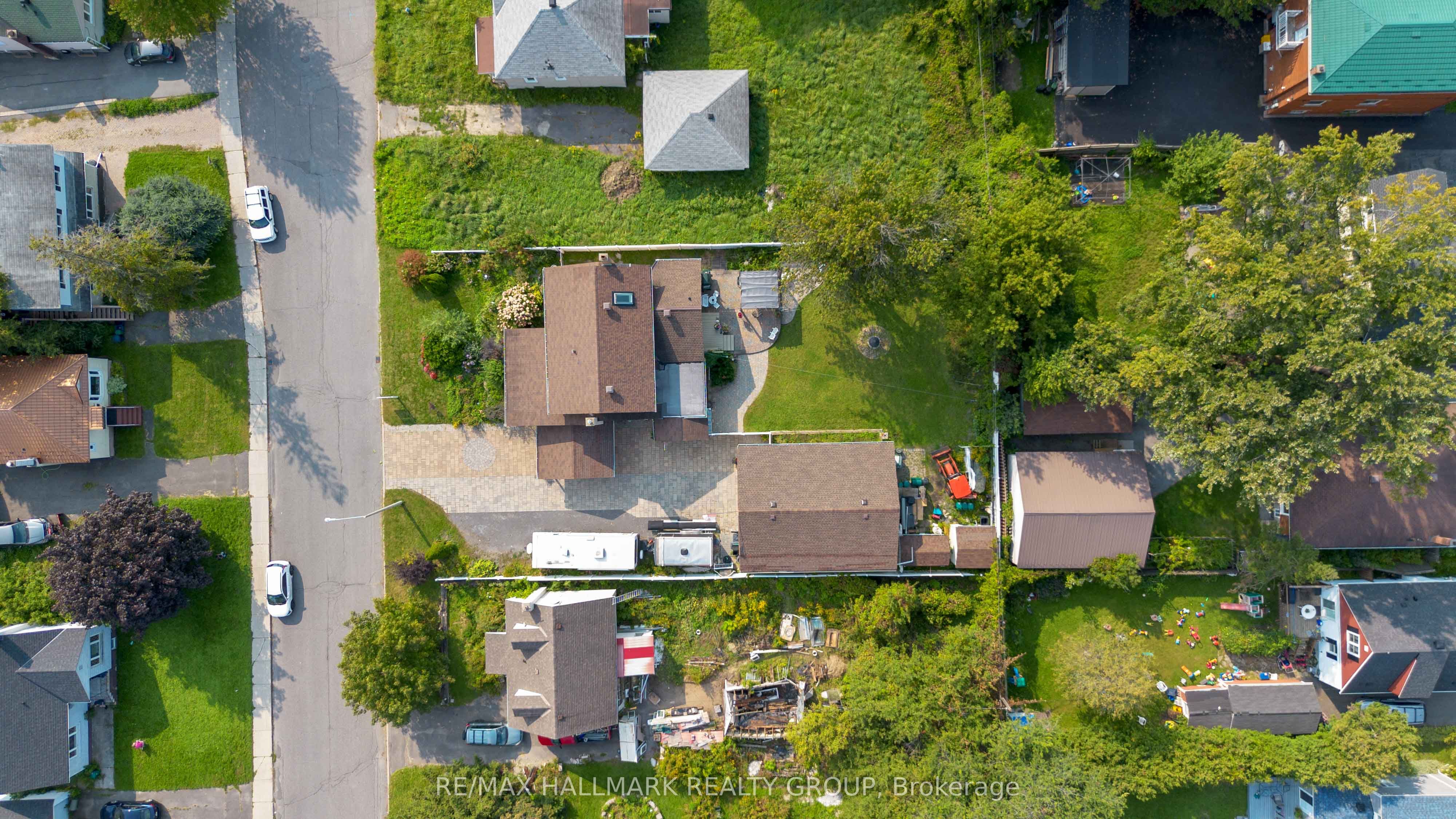 431 Blake Boulevard Property Photo 3