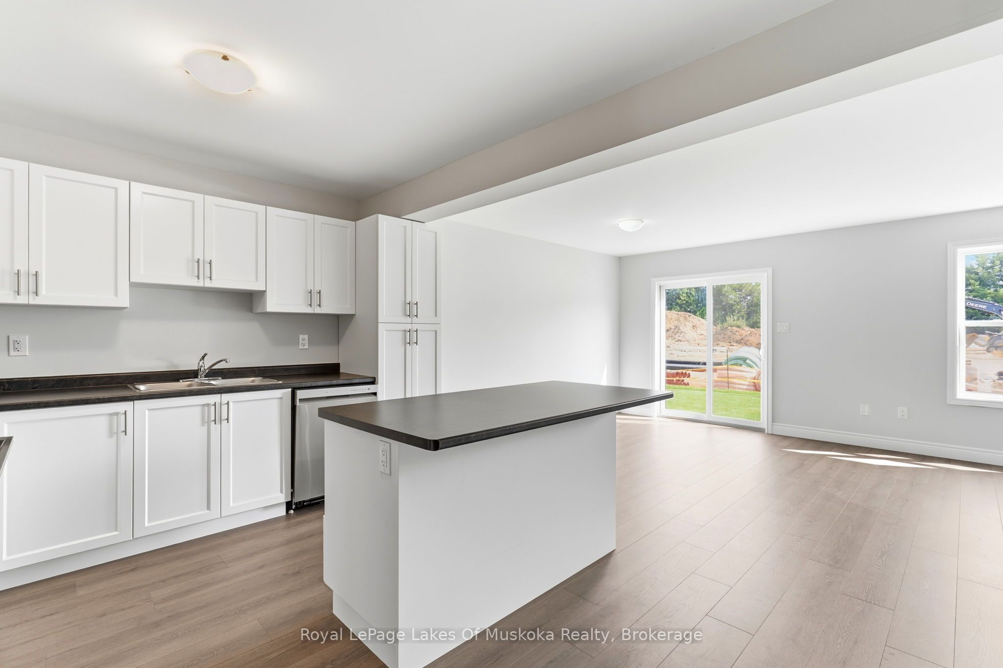 17 Mcconnell Crescent Property Photo 10