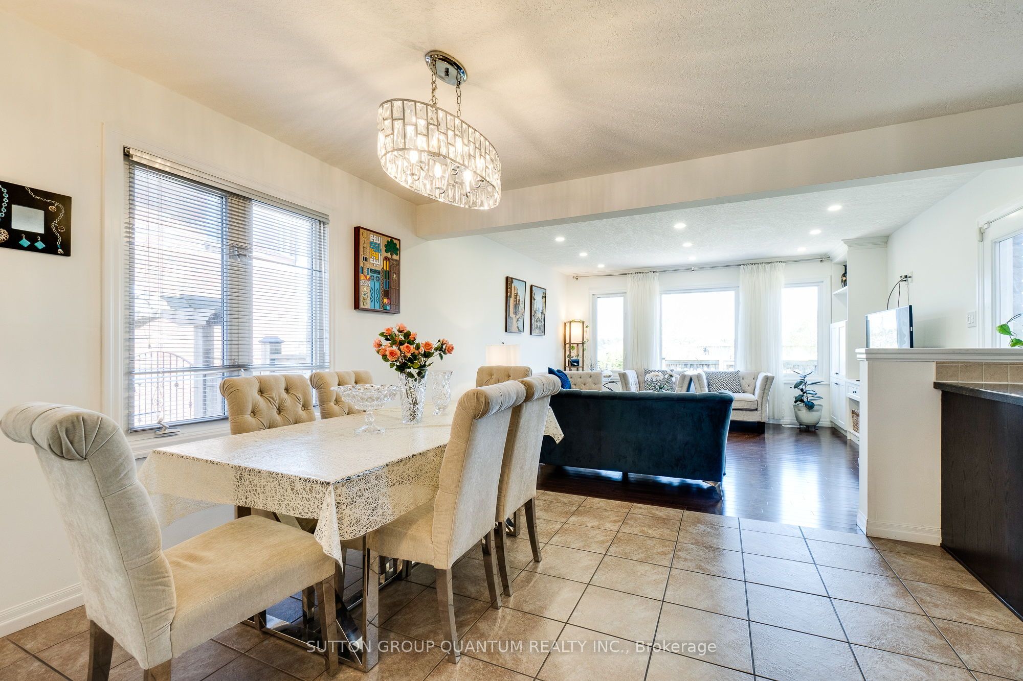 928 Dunblane Court Property Photo 14