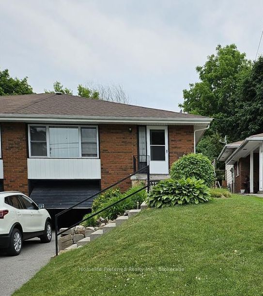 17b Beechwood Drive Property Photo 1