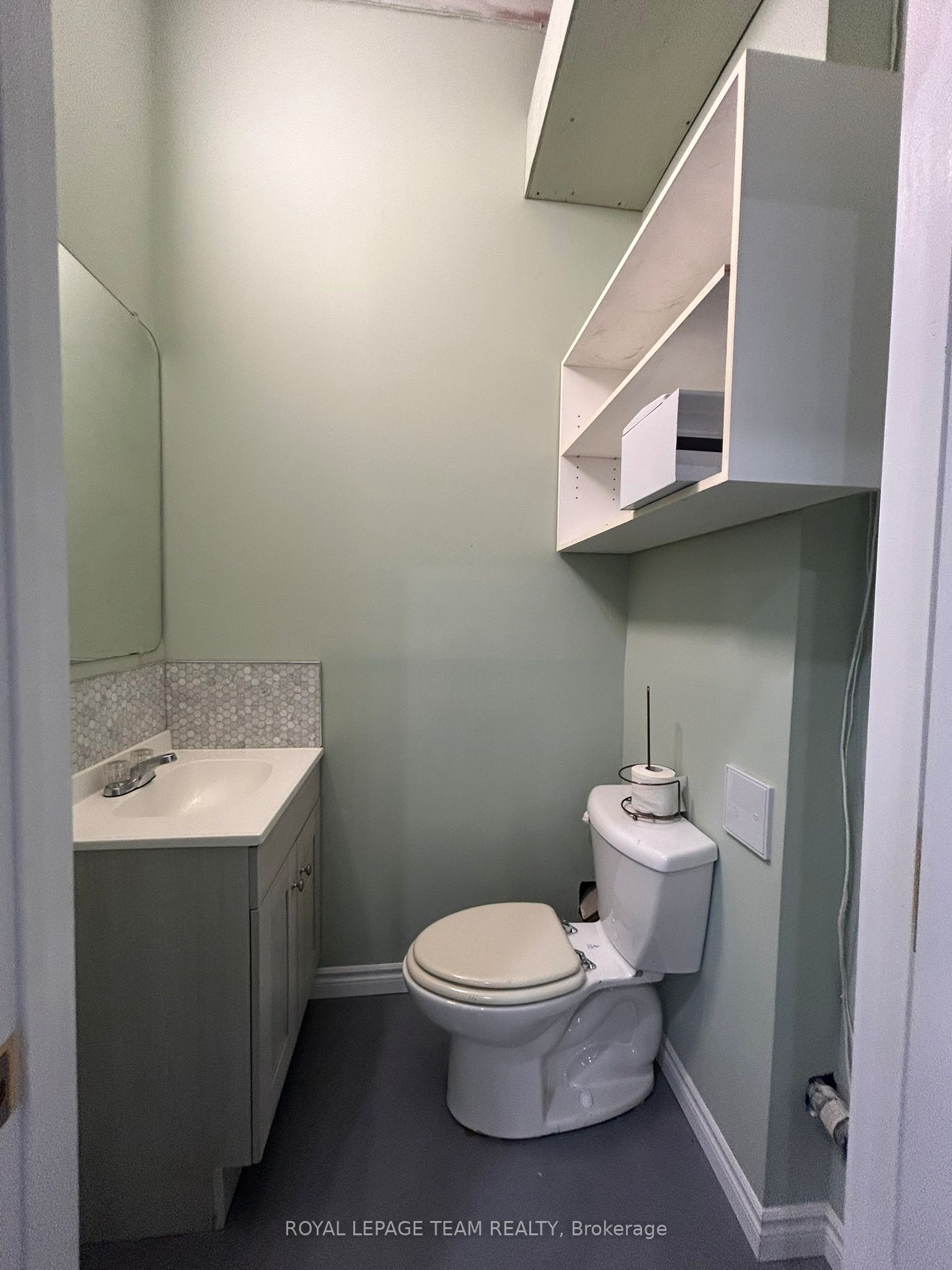 2285 St Laurent Boulevard D6 Property Photo 5