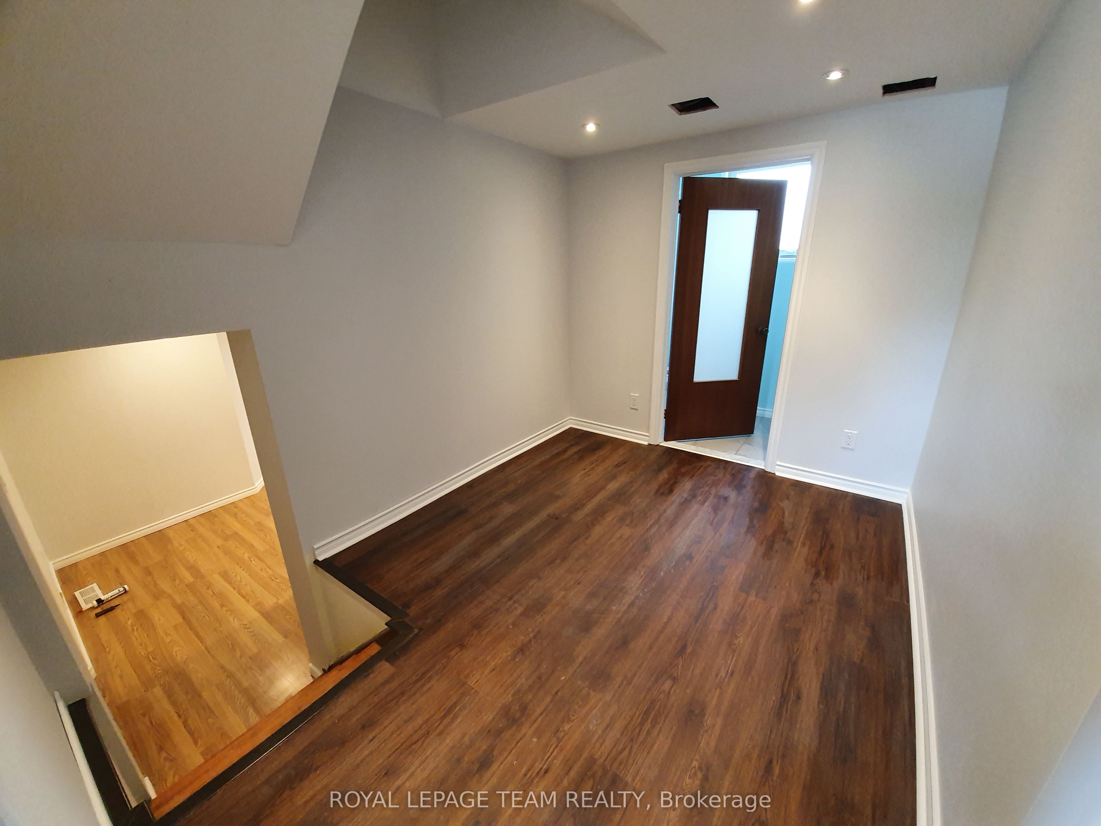 1015 Pinecrest Road Property Photo 17