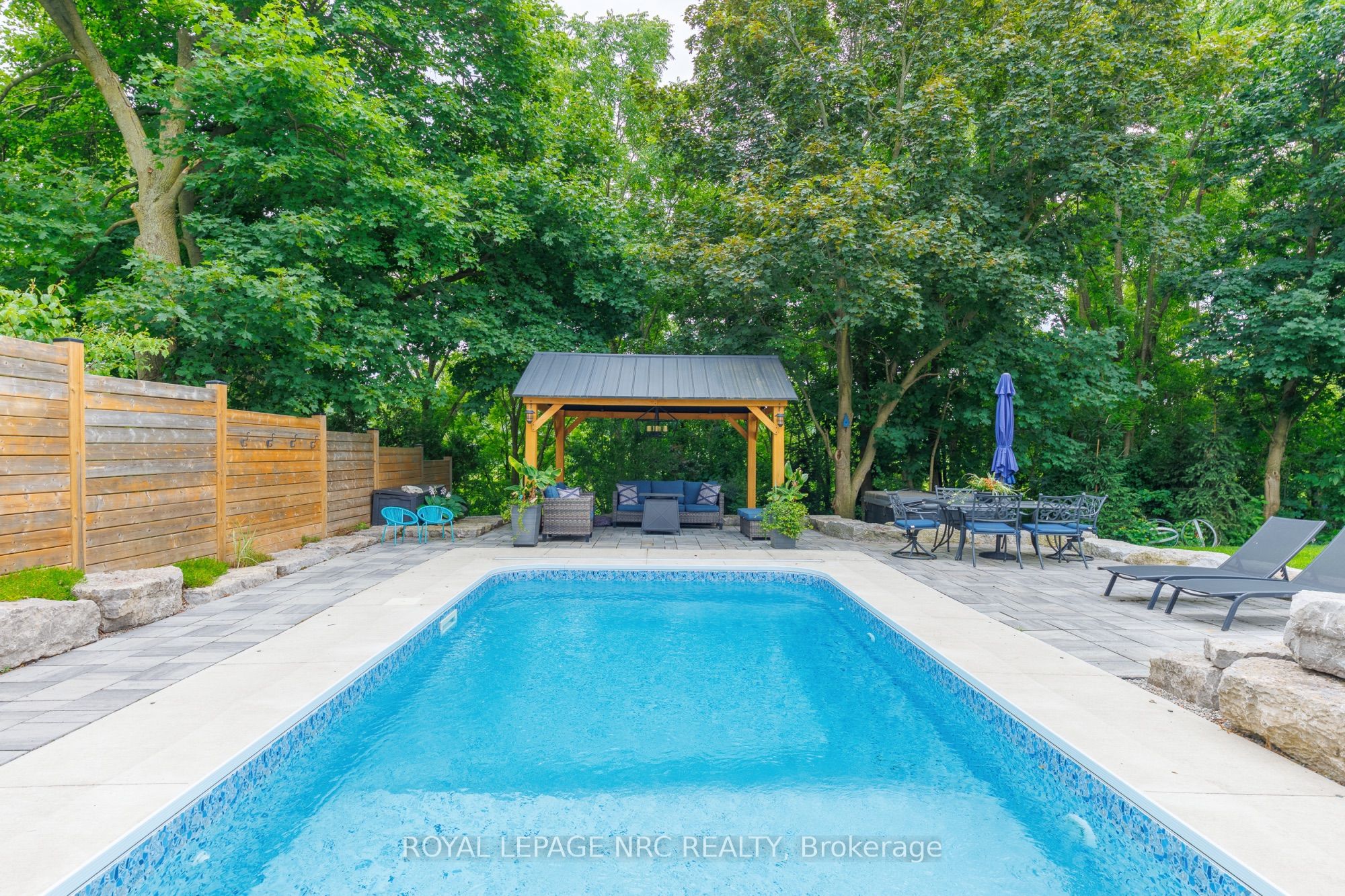 1154 Pelham Road Property Photo 8
