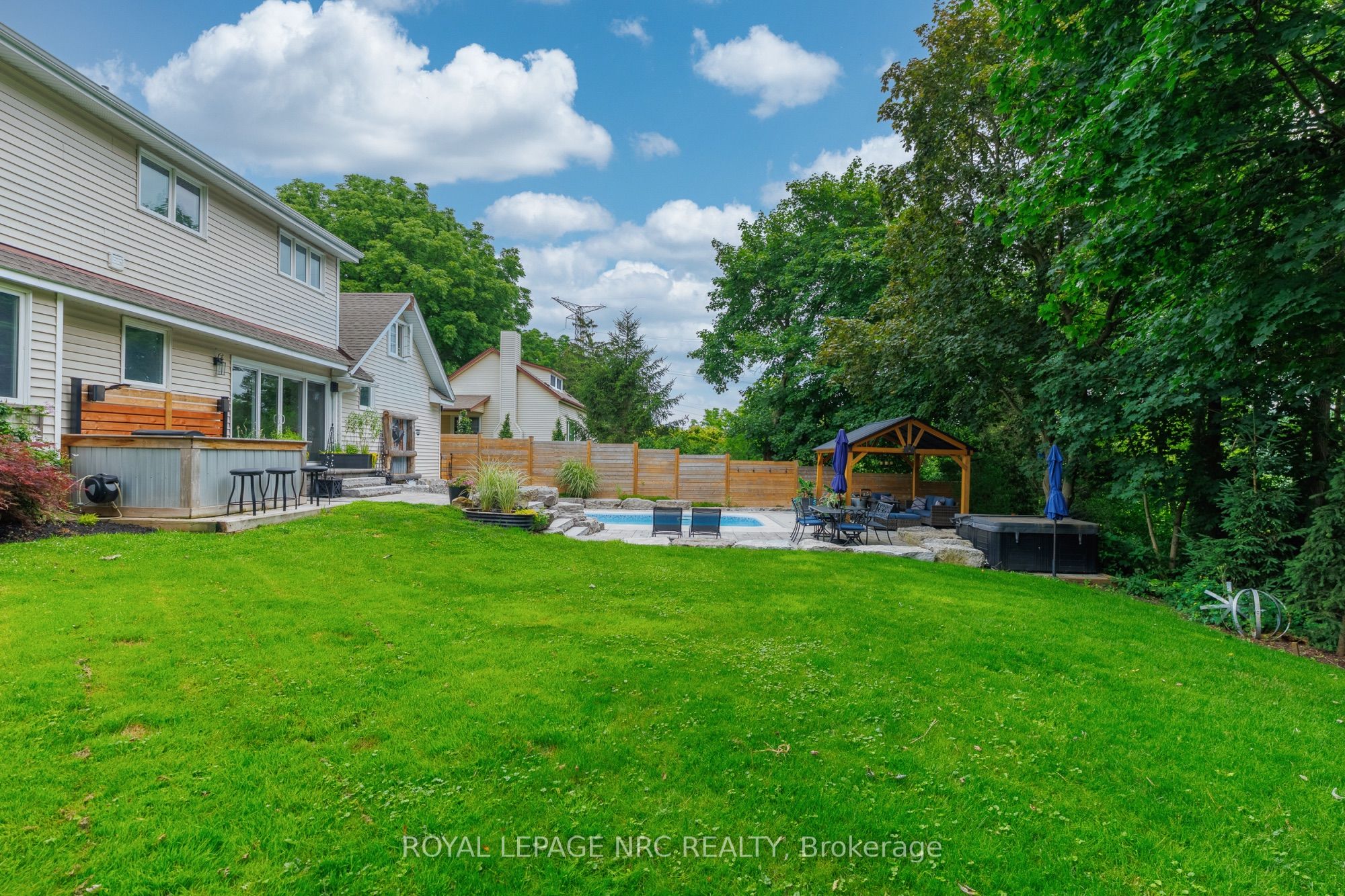 1154 Pelham Road Property Photo 10