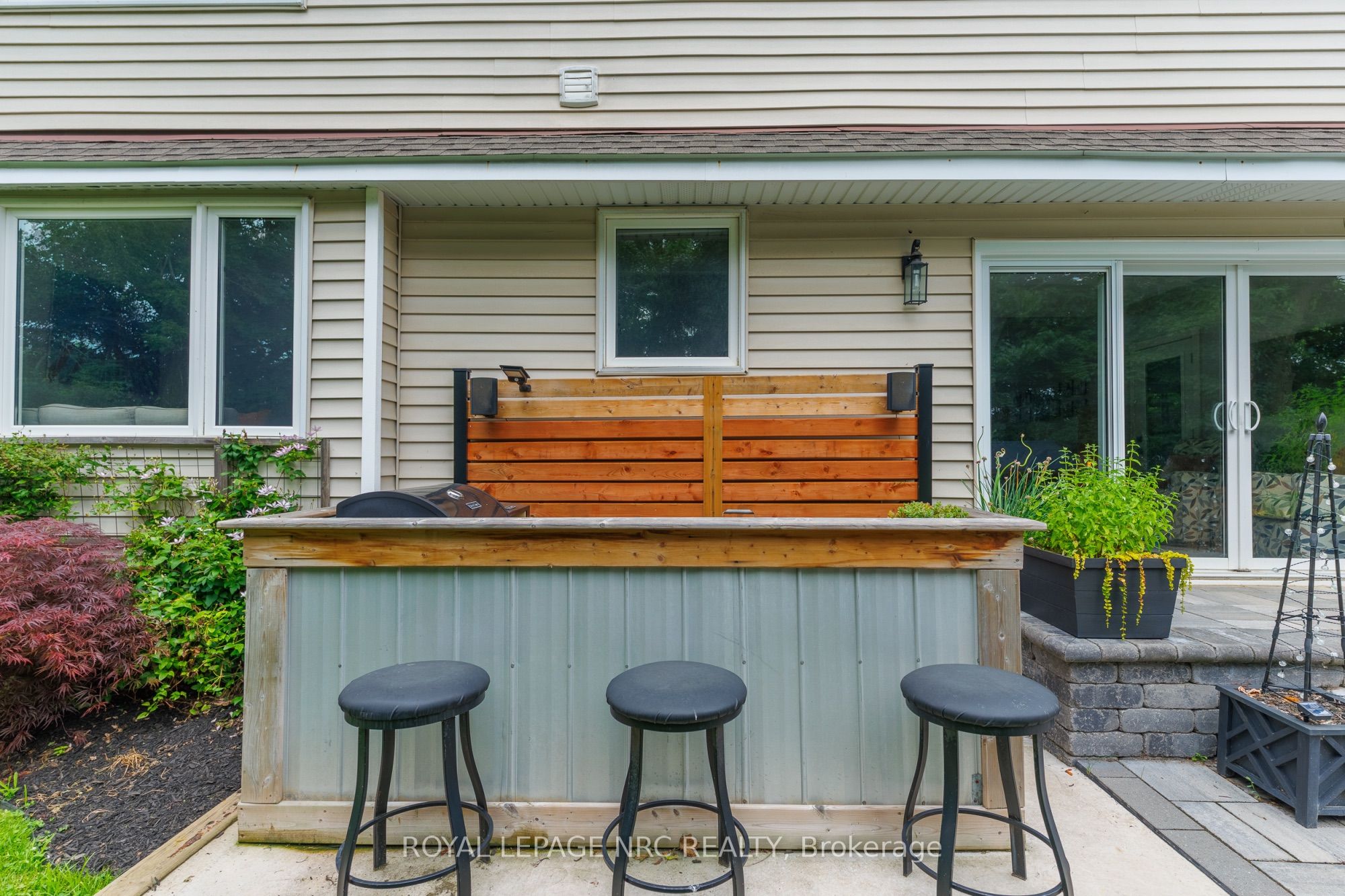 1154 Pelham Road Property Photo 11