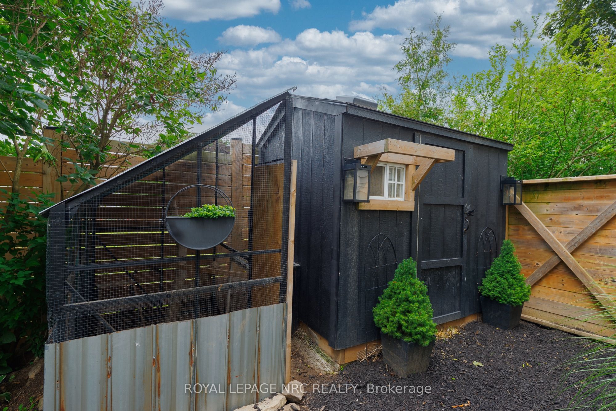 1154 Pelham Road Property Photo 12