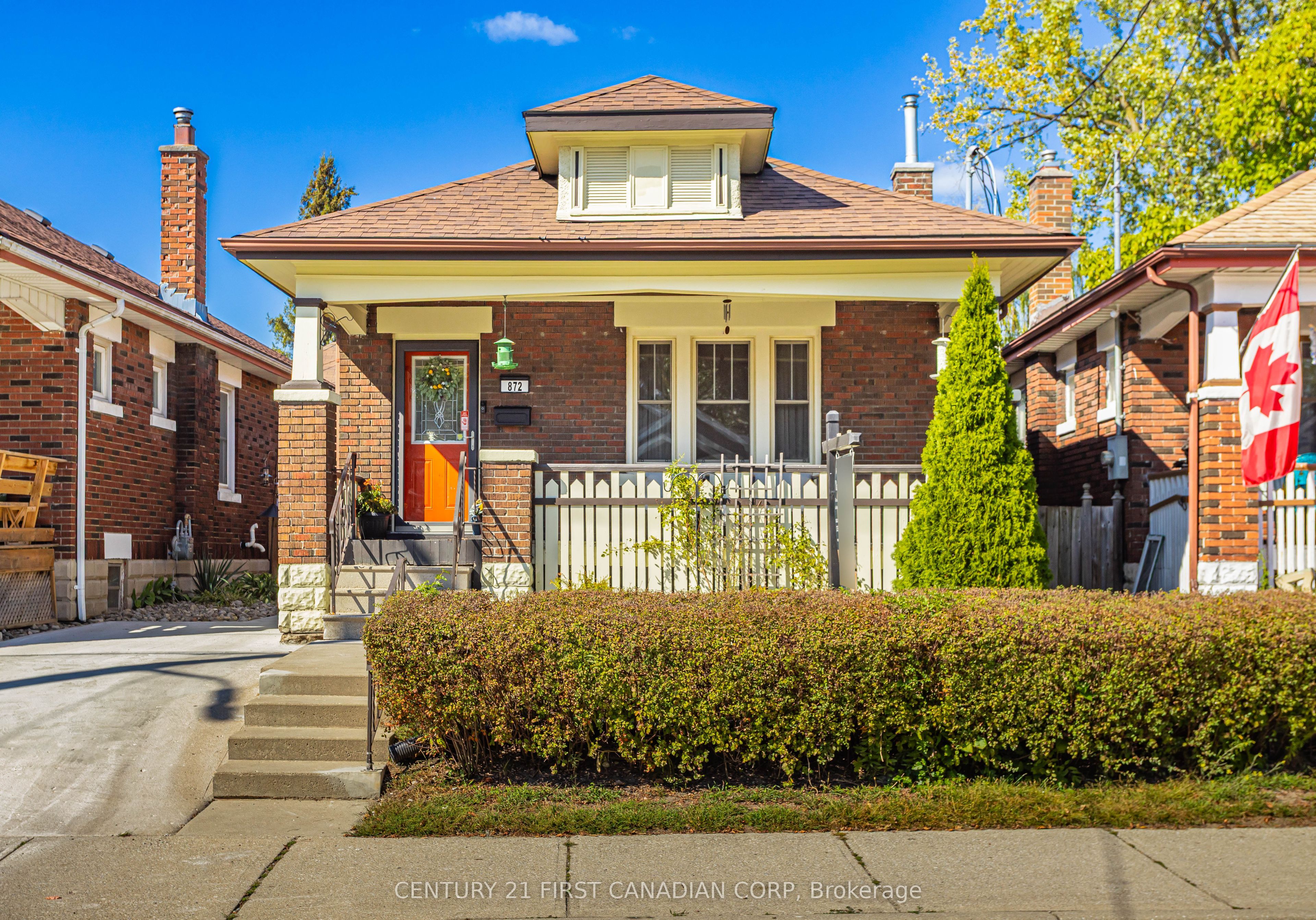 872 Lovett Street Property Photo 1