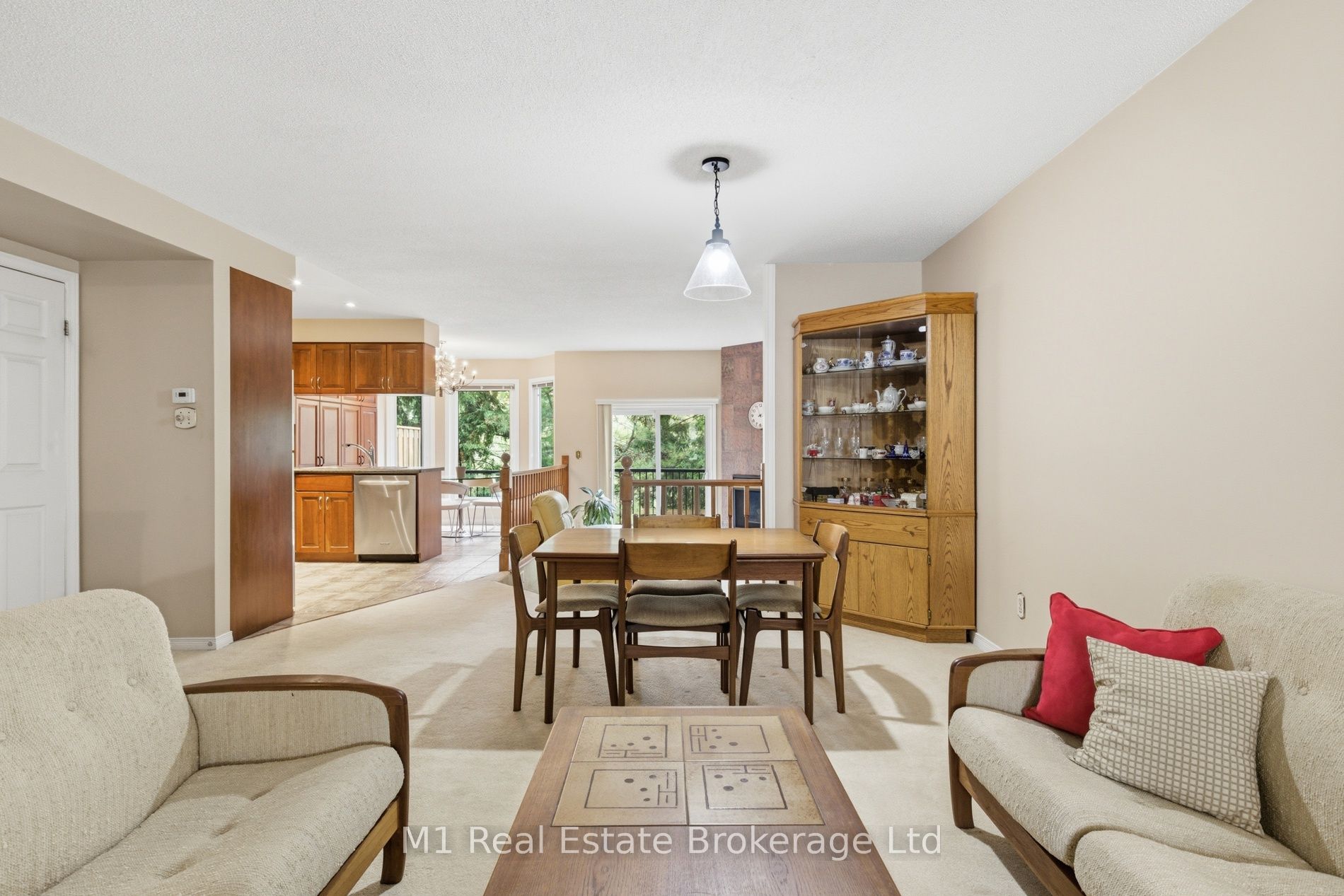 5 Marilyn Drive Property Photo 6