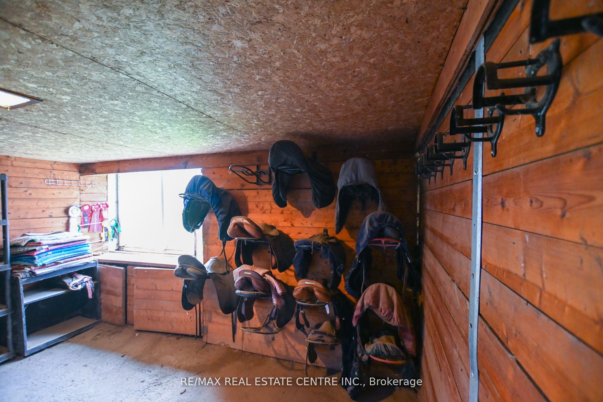 5192 Third Line Property Photo 8