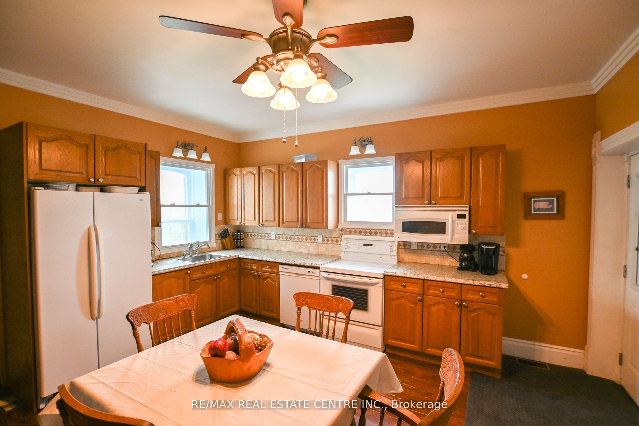 5192 Third Line Property Photo 29