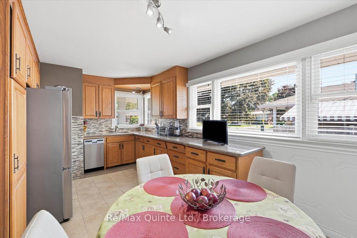 4 Gould Street Property Photo 9
