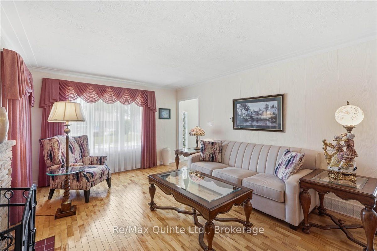 4 Gould Street Property Photo 11