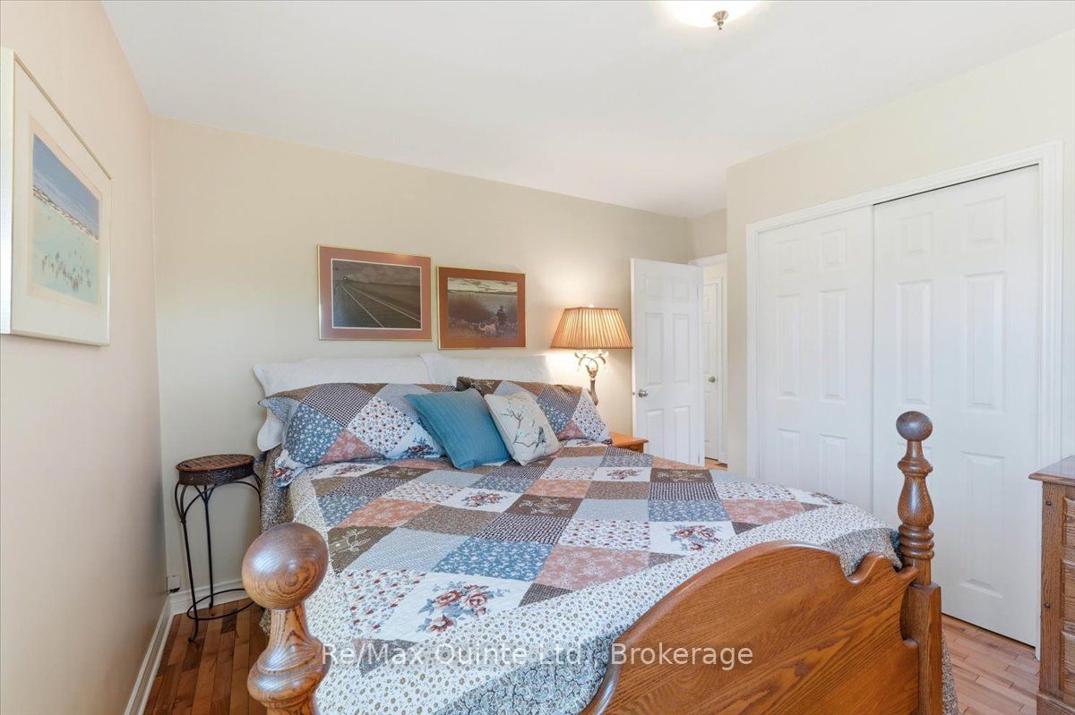 4 Gould Street Property Photo 16