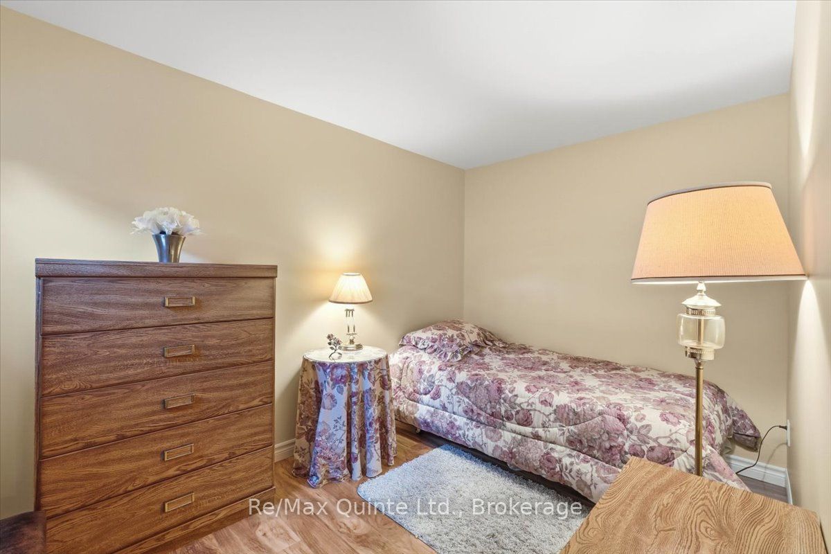 4 Gould Street Property Photo 23