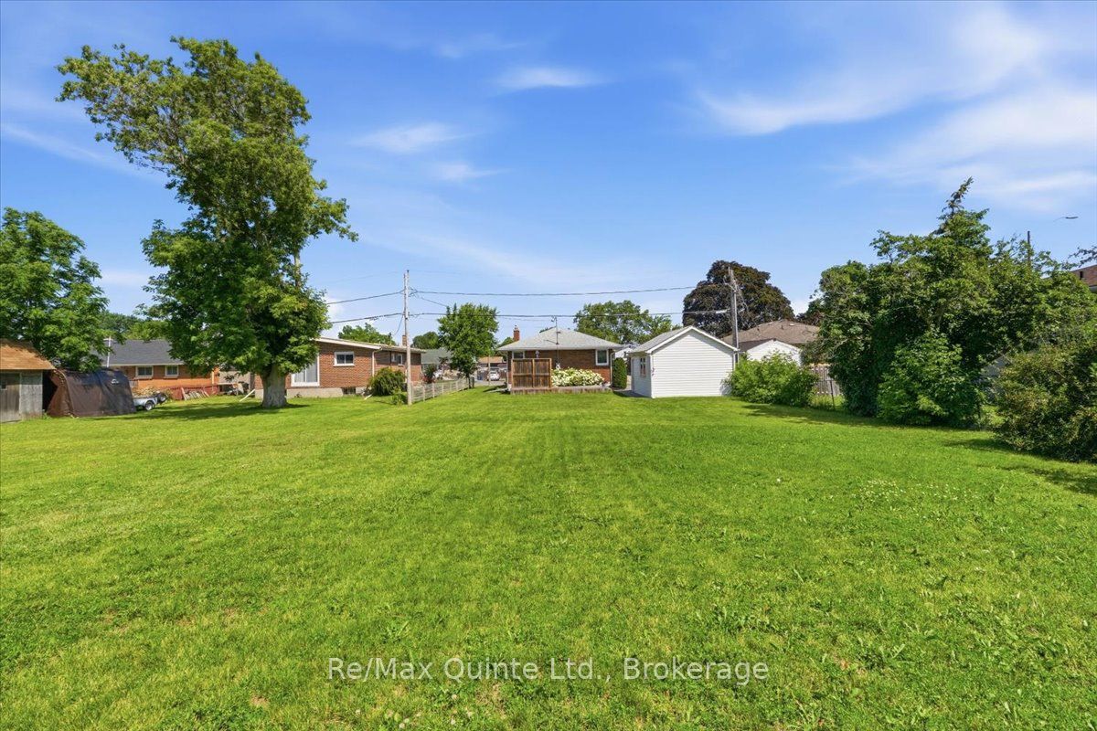 4 Gould Street Property Photo 33