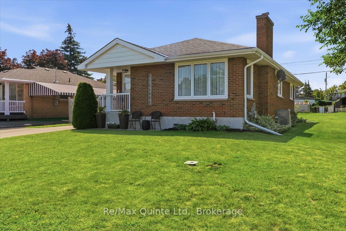 4 Gould Street Property Photo 37