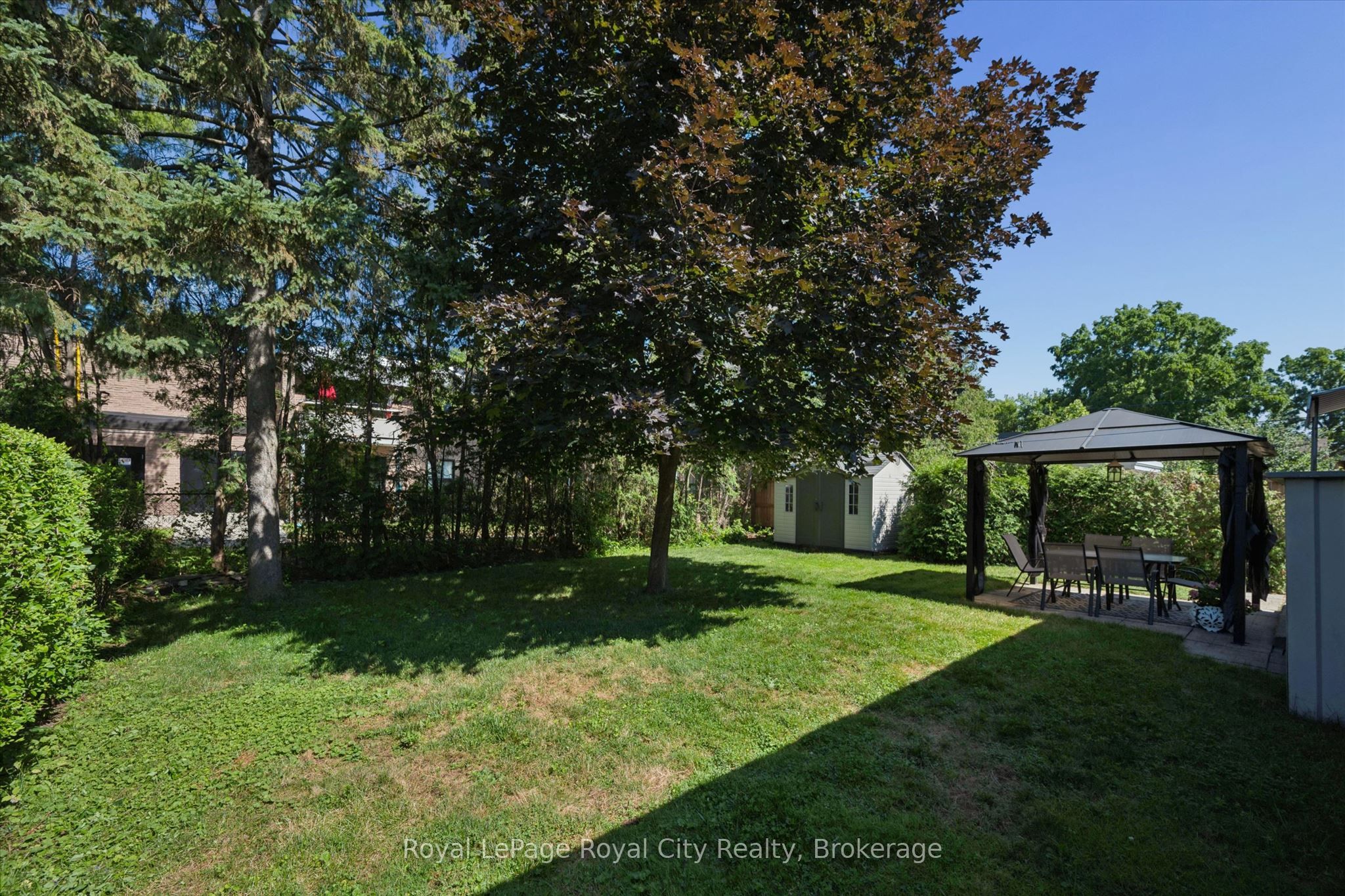 10 Paul Avenue Property Photo 37