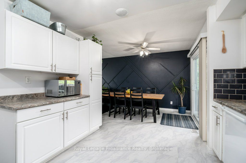 92 Wallbridge Crescent Property Photo 17