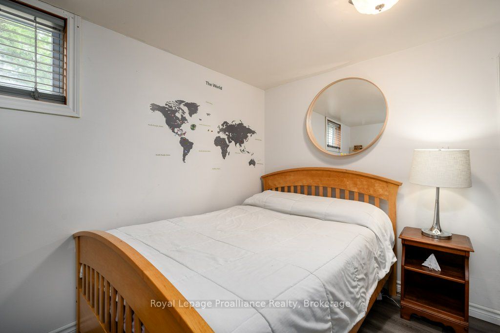 92 Wallbridge Crescent Property Photo 32