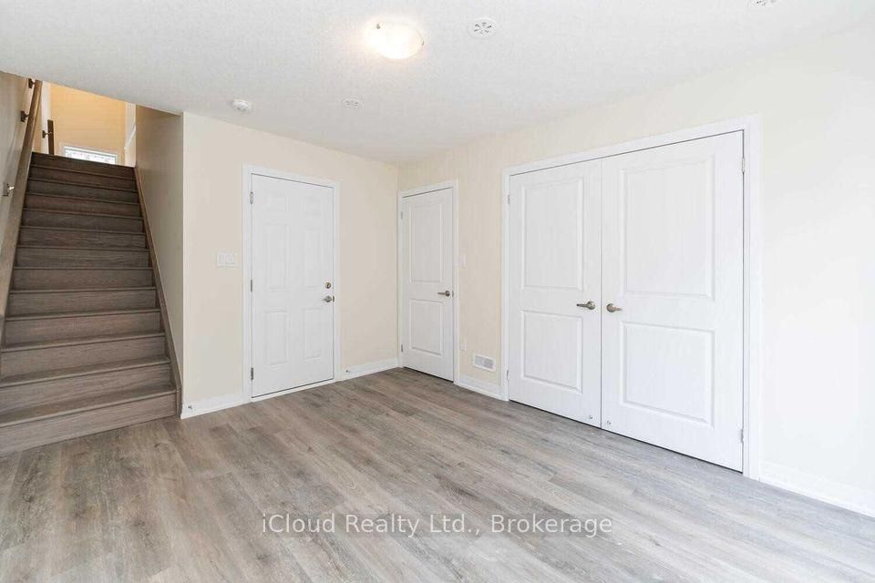 185 Bedrock Drive 32 Property Photo 6