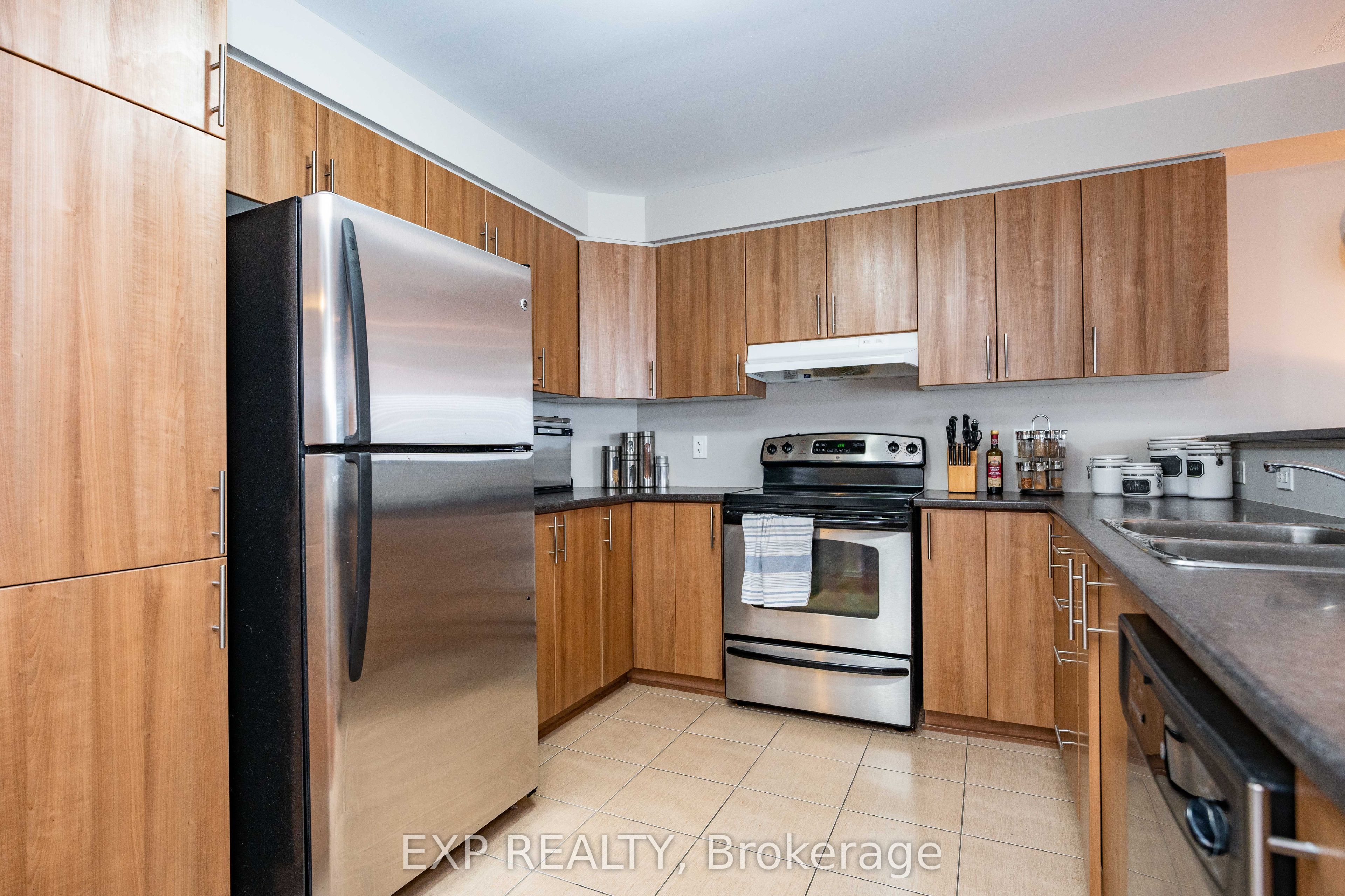 504 Barholm Private Property Photo 13