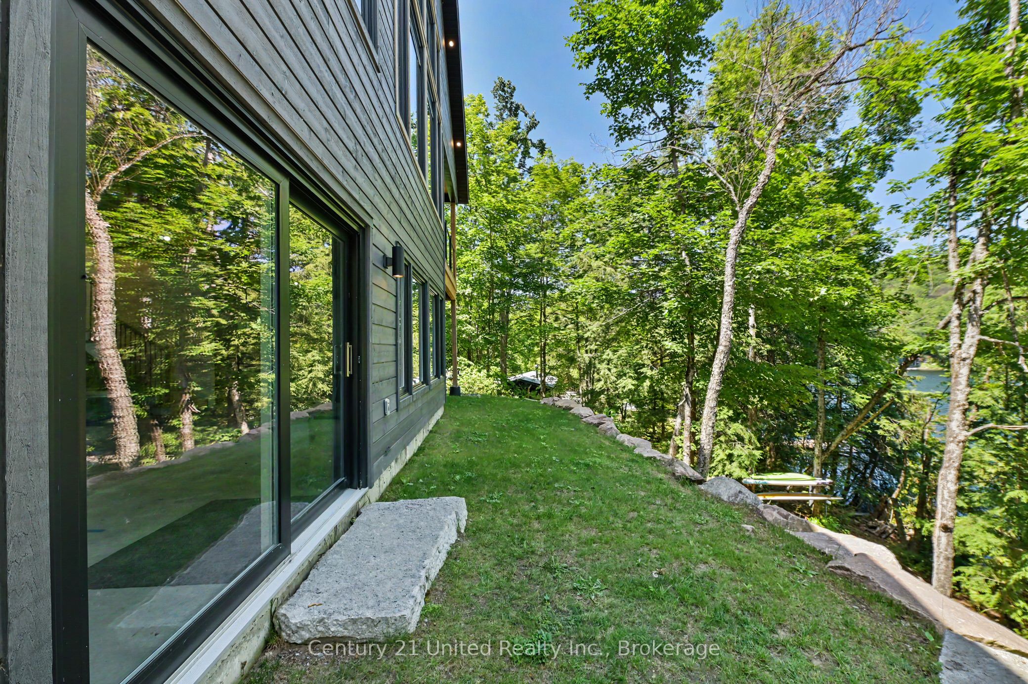 1106 Lucky Copper Trail Property Photo 9