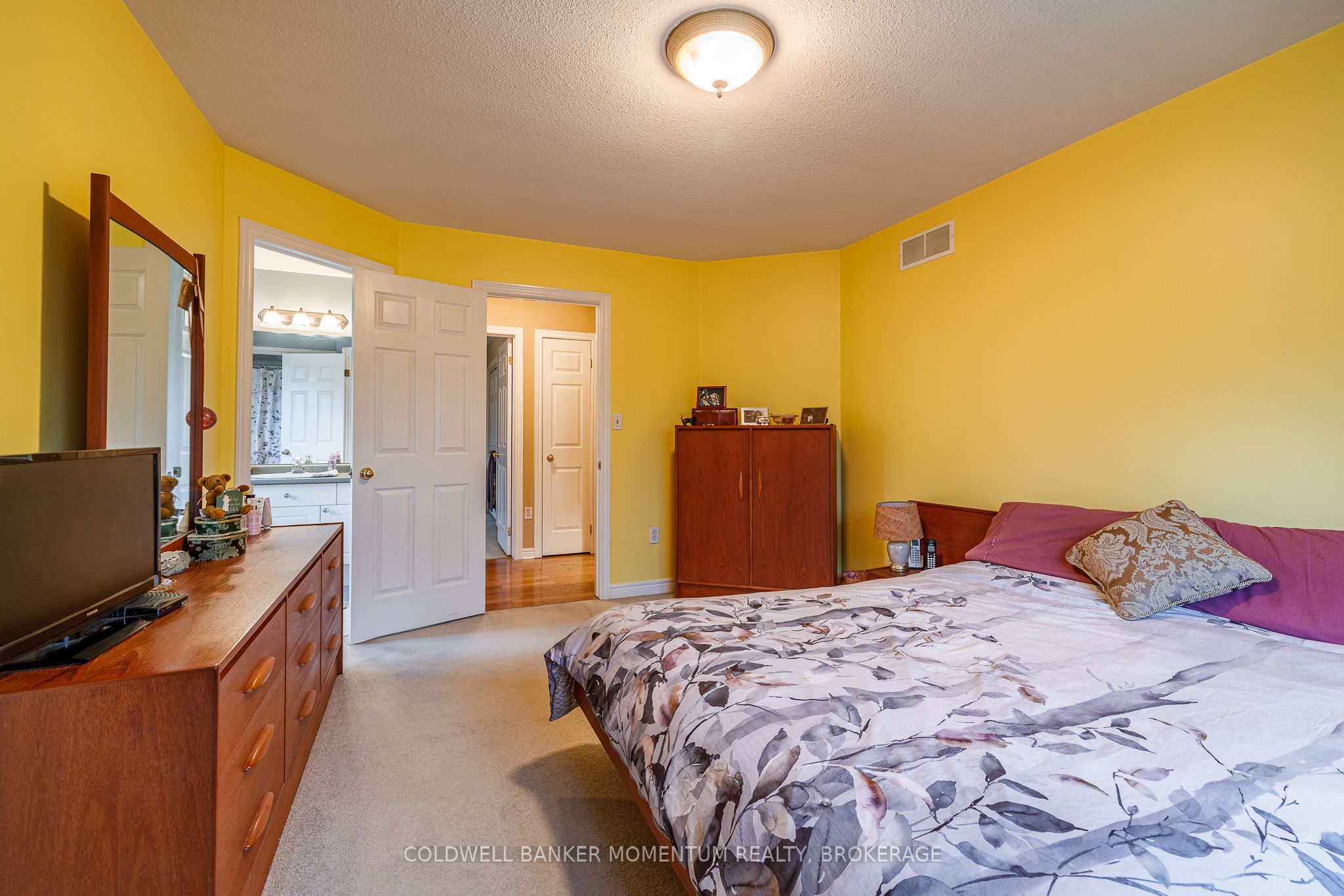 47 Thorold Avenue Property Photo 26