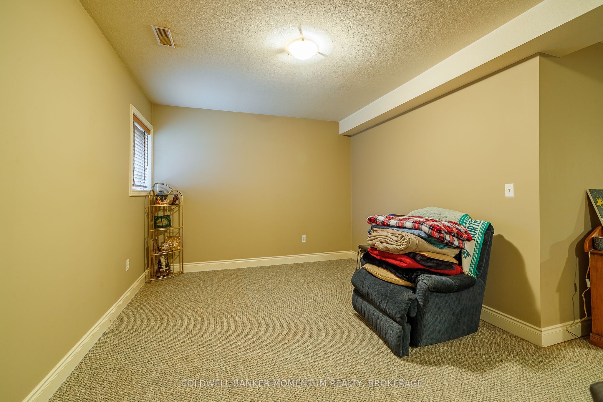 47 Thorold Avenue Property Photo 31