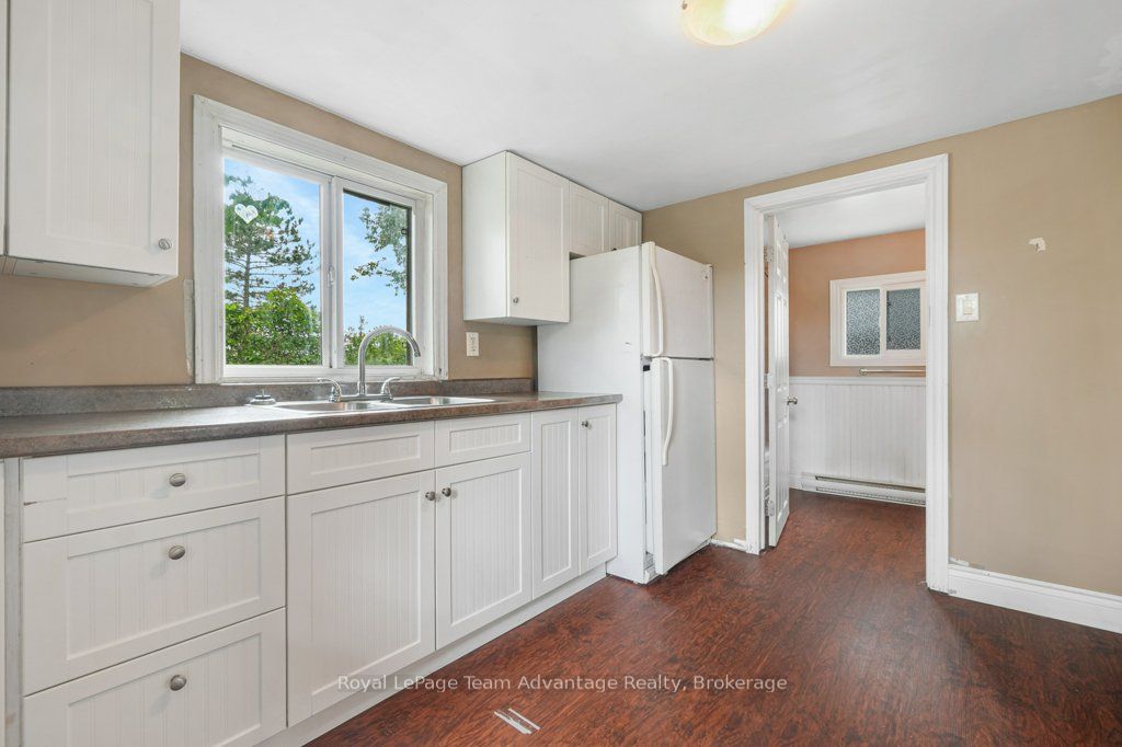 41 Emily Street Property Photo 9