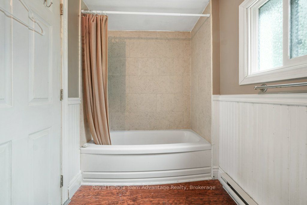 41 Emily Street Property Photo 17