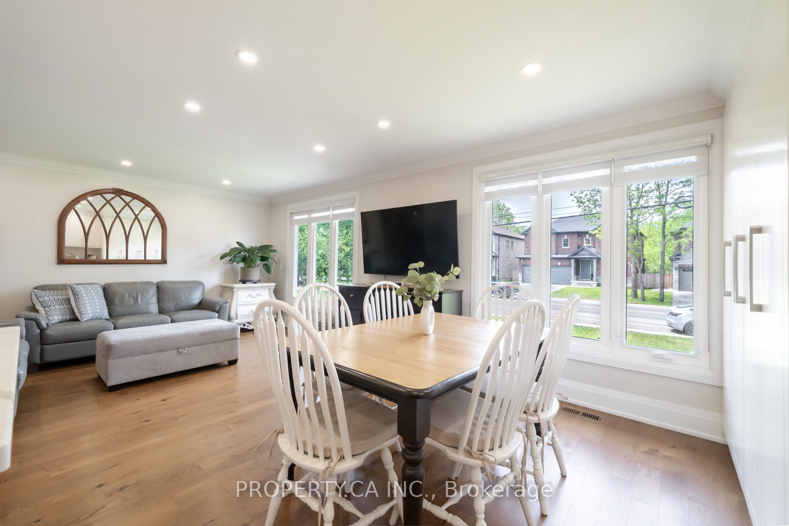 310 Parkside Drive Property Photo 6