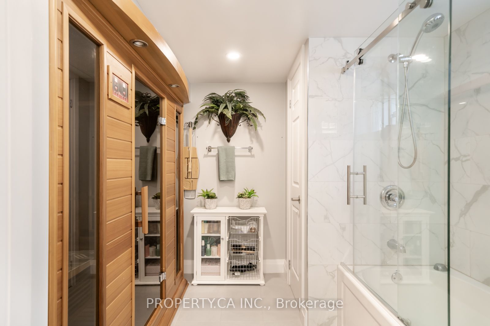310 Parkside Drive Property Photo 12