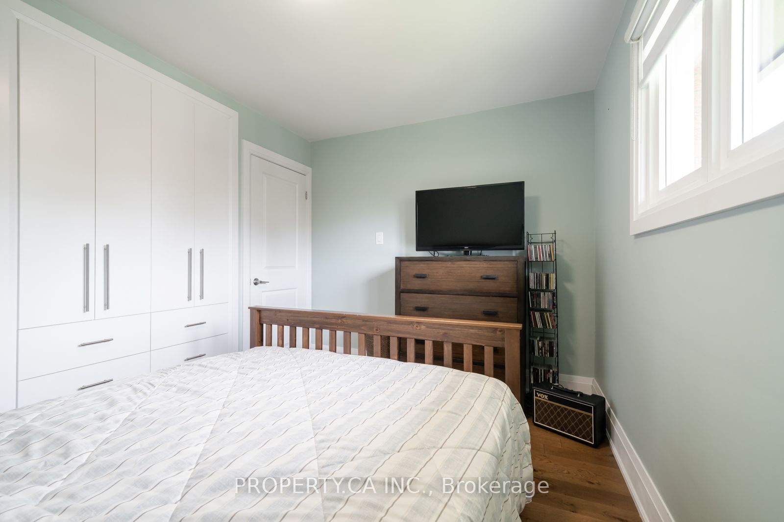 310 Parkside Drive Property Photo 19