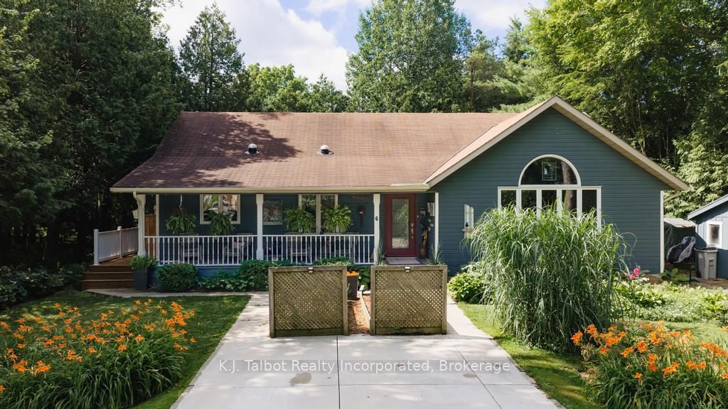 6 David Street E Property Photo 1