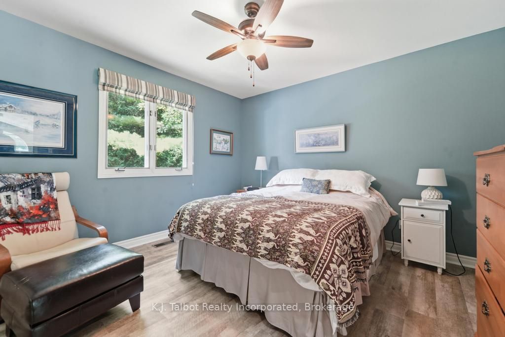 6 David Street E Property Photo 18