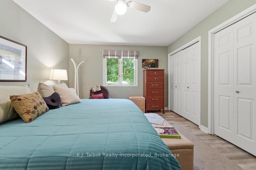 6 David Street E Property Photo 26