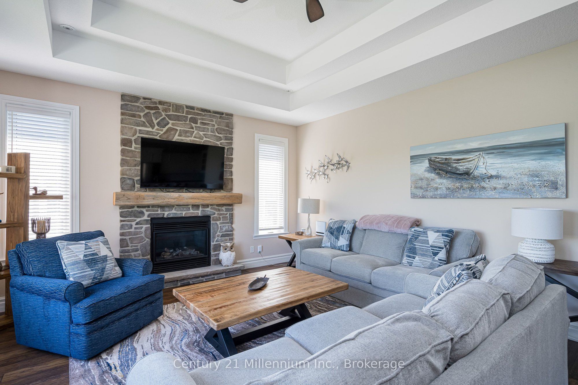 176 Cobble Beach Drive Property Photo 8