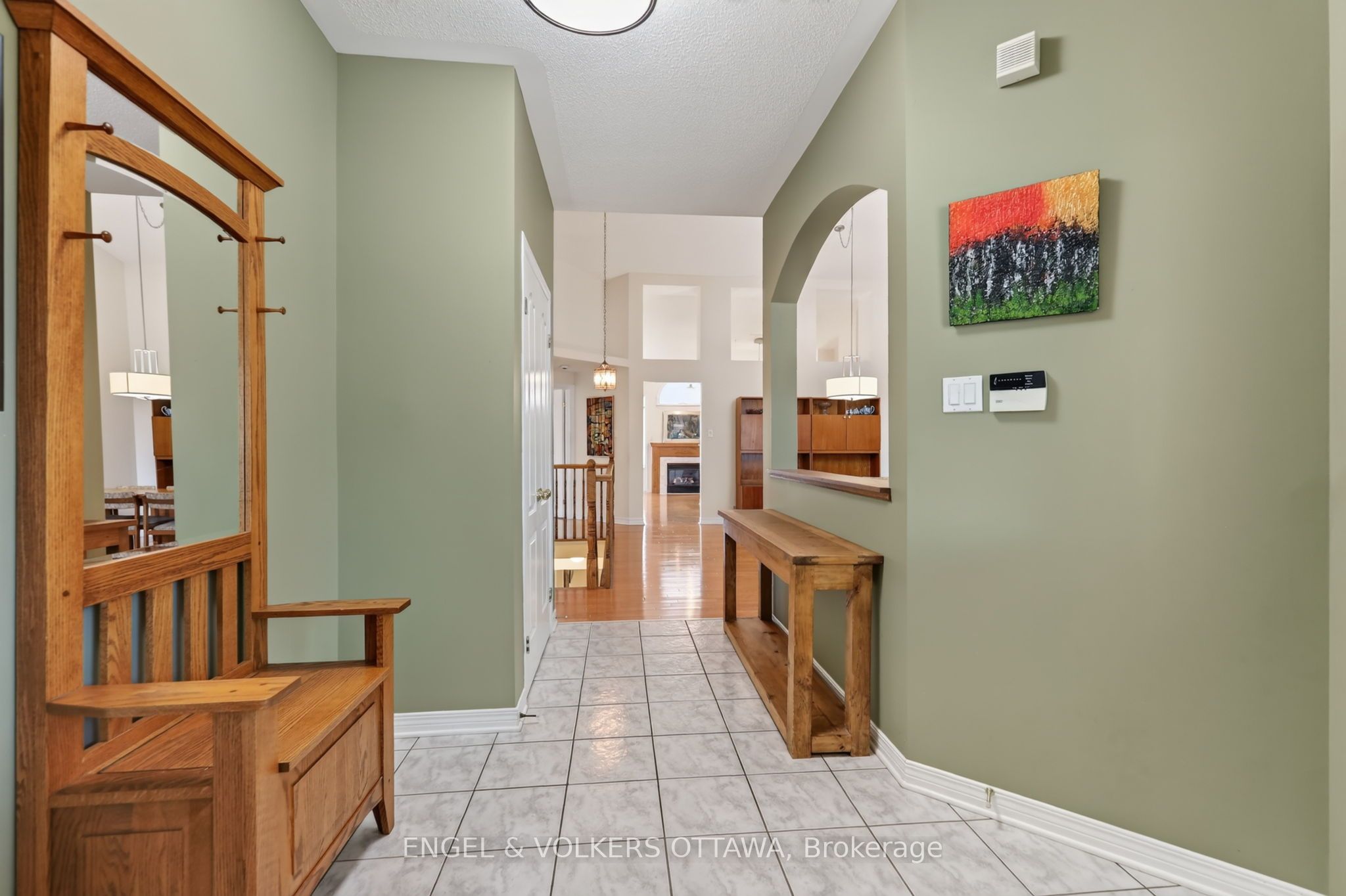 10 Waterthrush Crescent Property Photo 5
