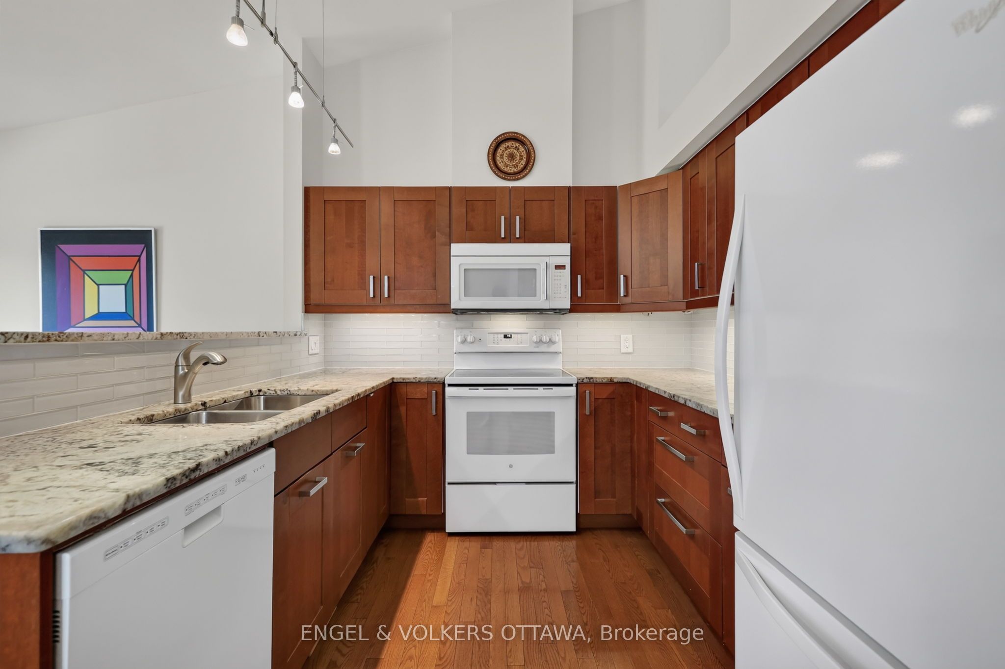 10 Waterthrush Crescent Property Photo 14