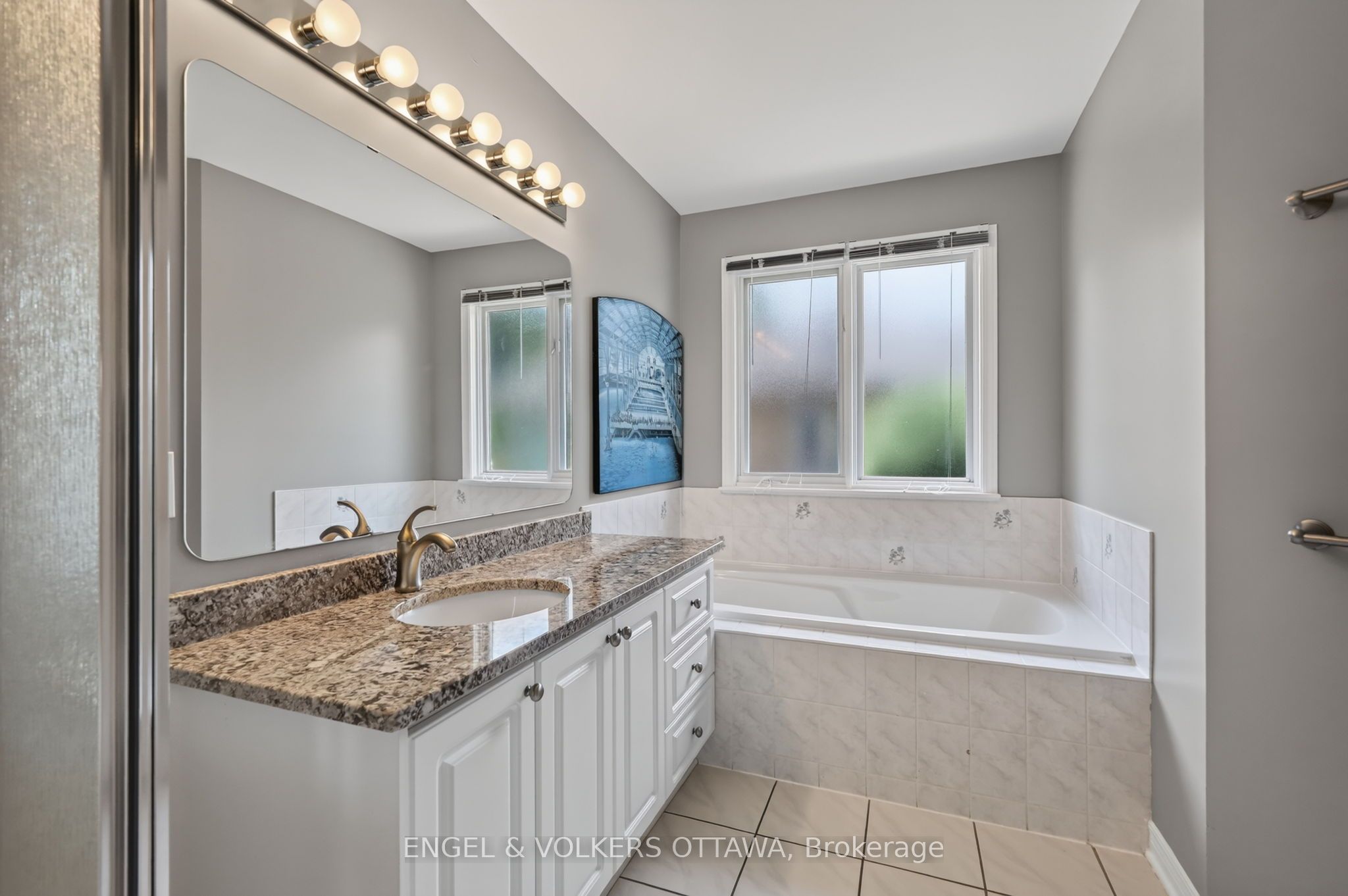 10 Waterthrush Crescent Property Photo 24