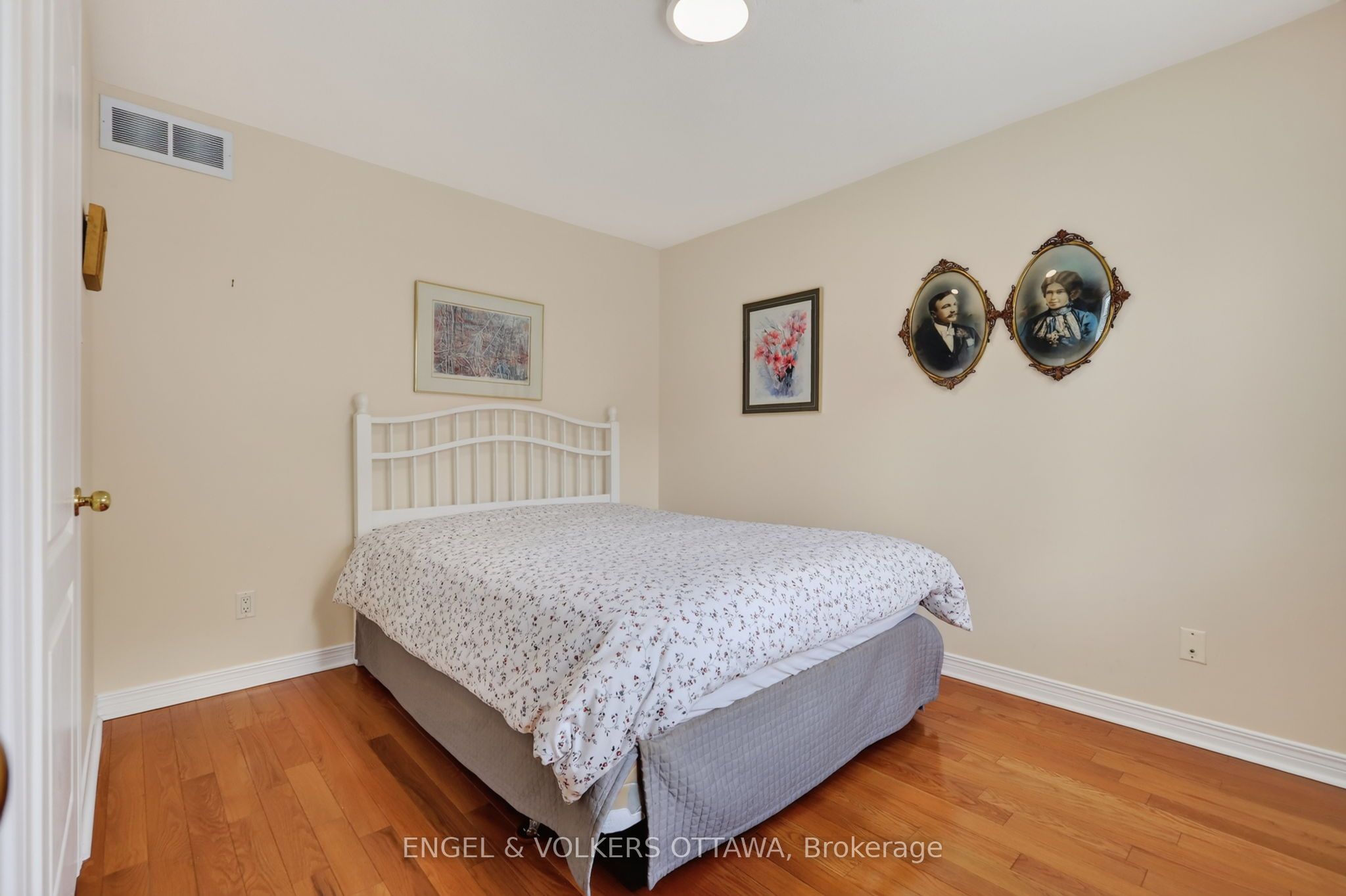 10 Waterthrush Crescent Property Photo 27
