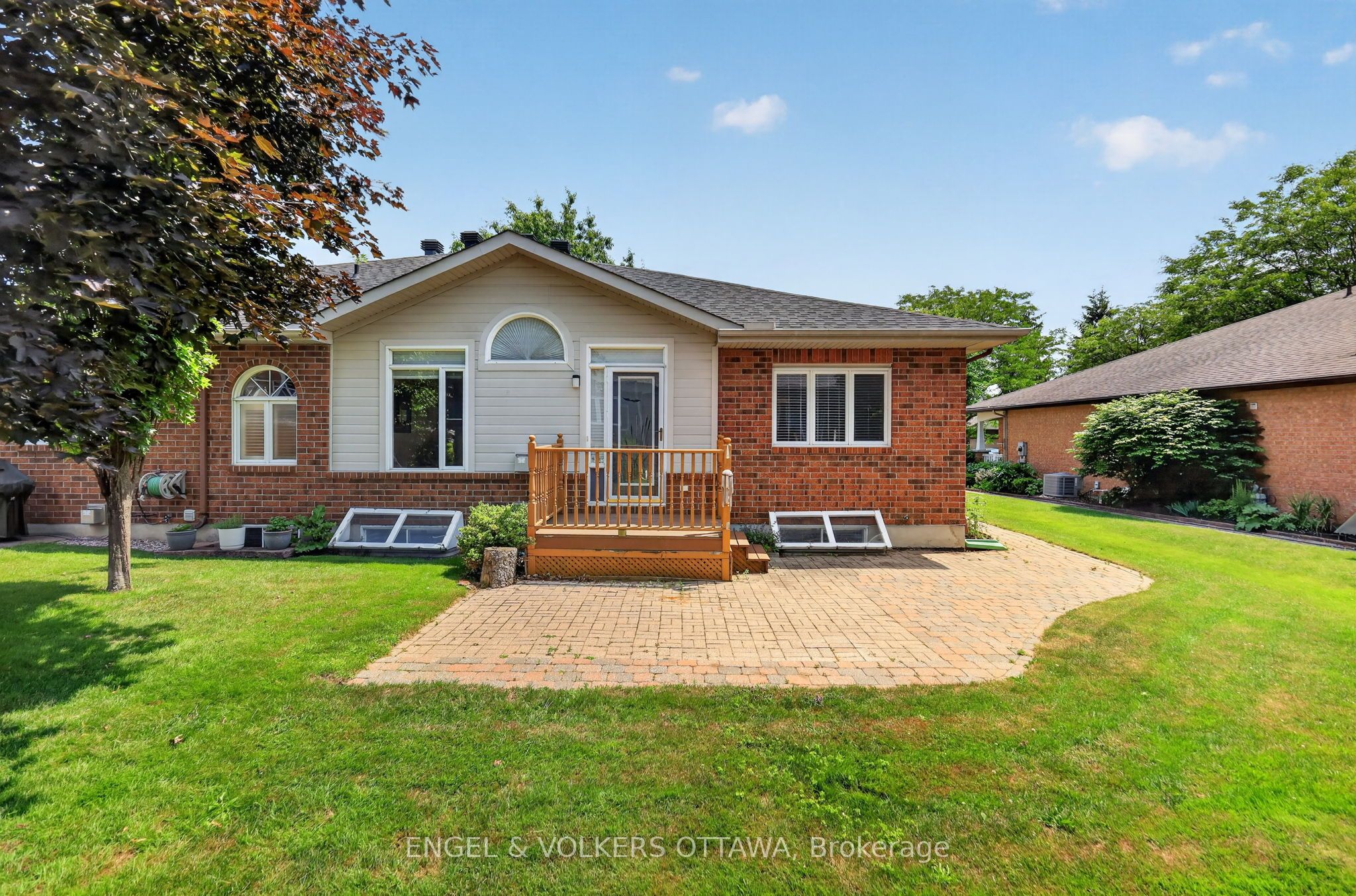 10 Waterthrush Crescent Property Photo 39