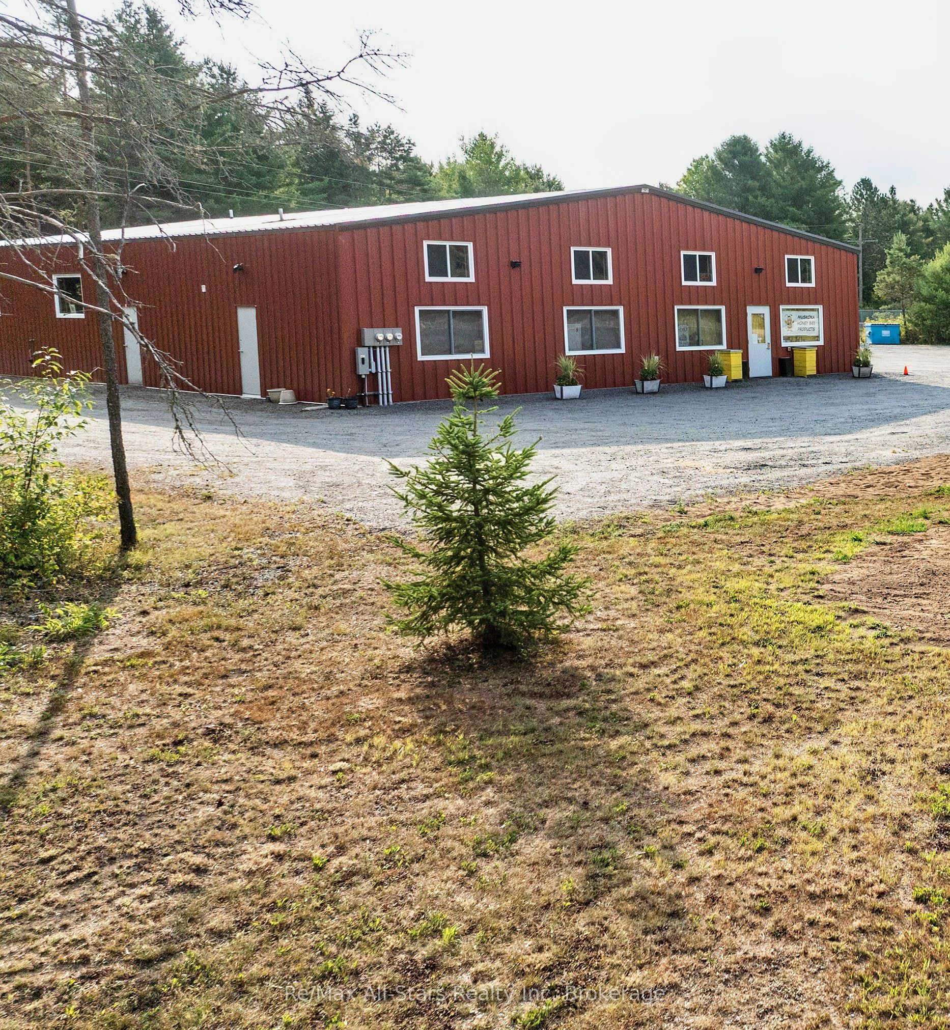 25754 35 Highway Property Photo 1