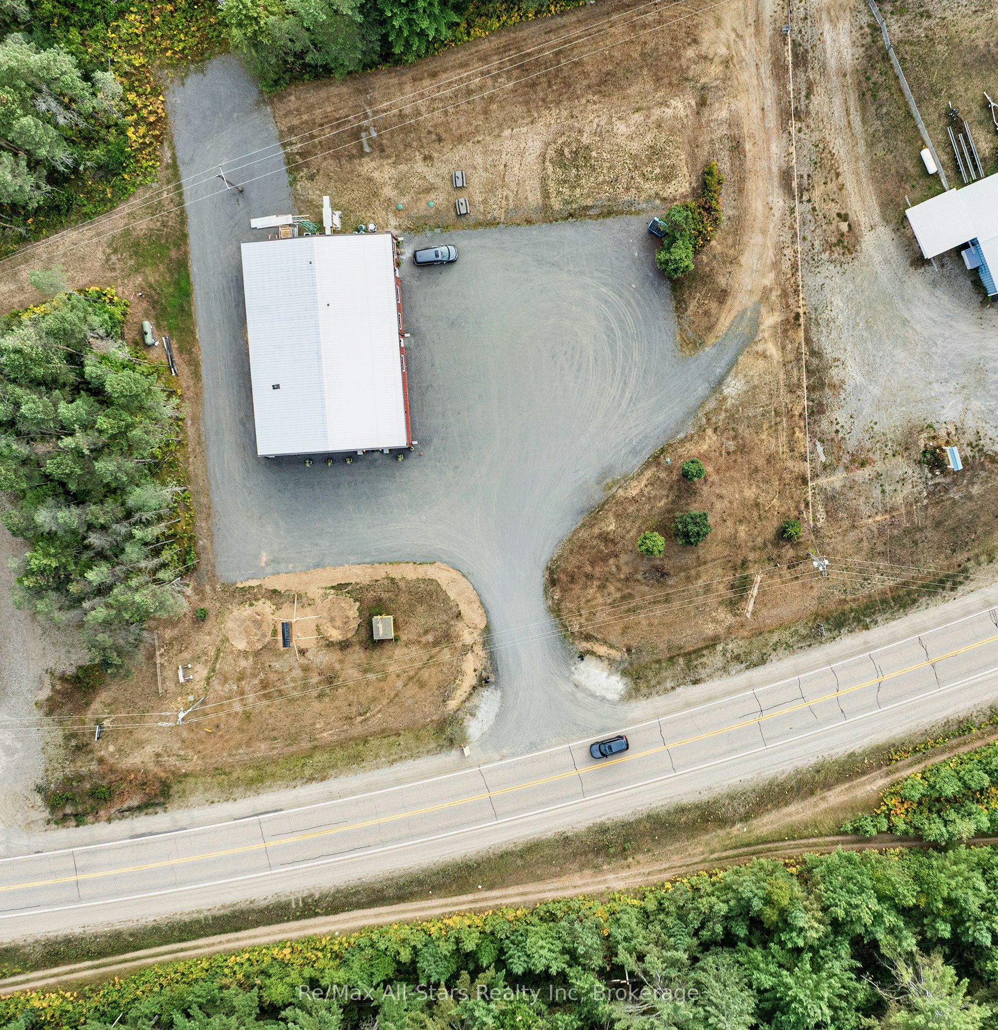 25754 35 Highway Property Photo 5