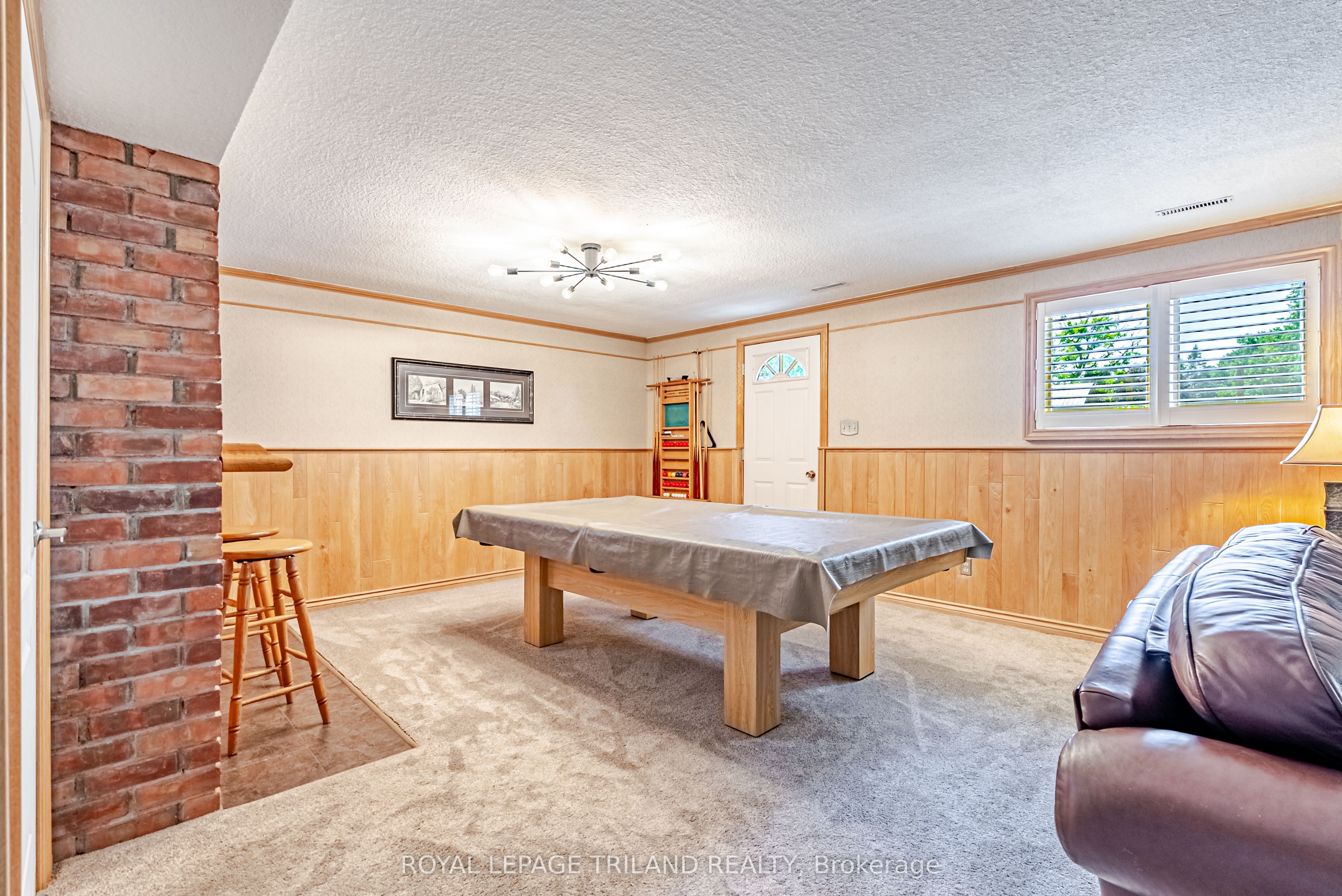 189 Huntington Crescent Property Photo 26