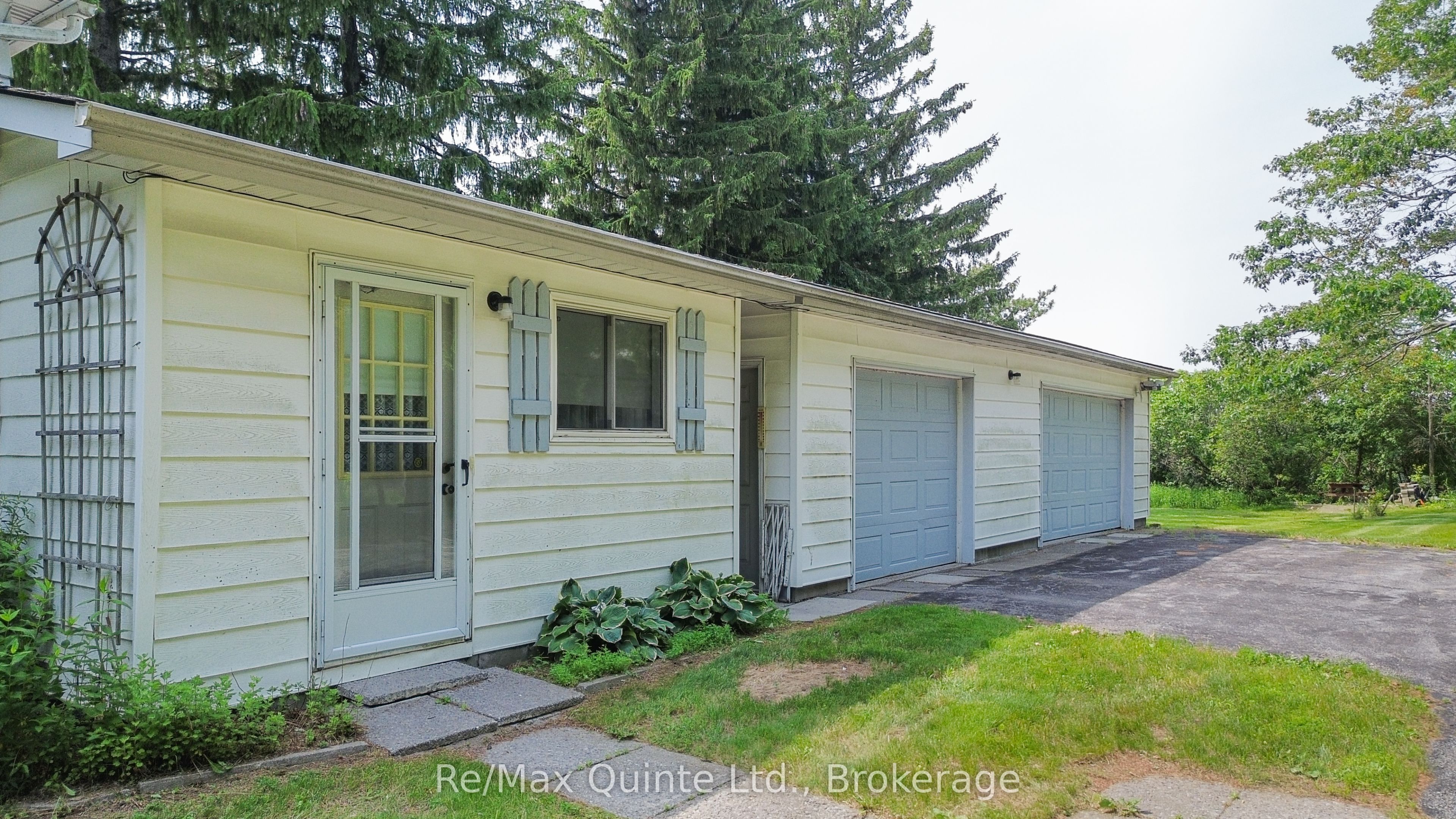 15064 Telephone Road Property Photo 5